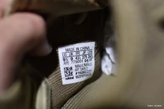 hype Adidas Yeezy 350 Dark Boost Green V2 DA9572 0324